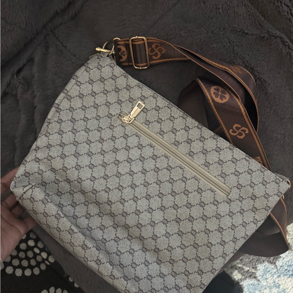 Gray Patterned Shoulder Bag - image 4